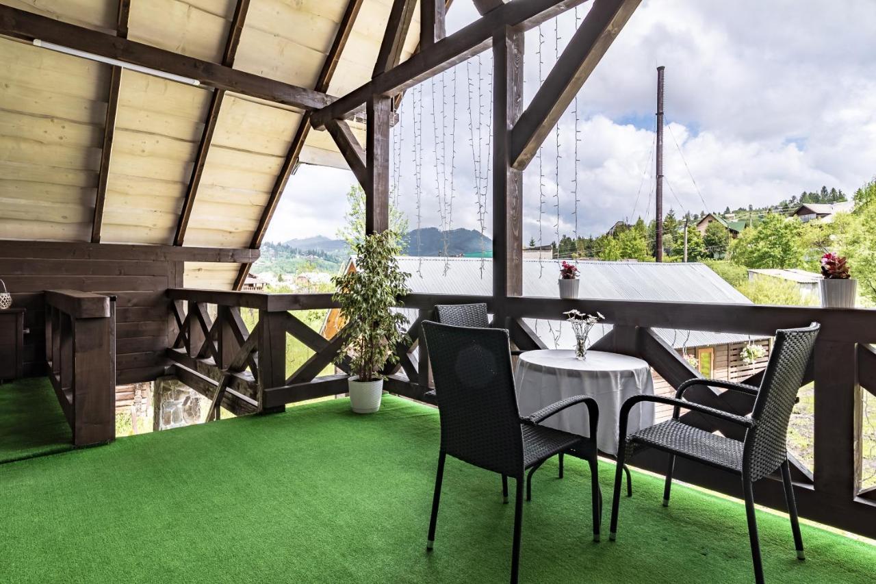 Guest House สลาฟสเก ภายนอก รูปภาพ