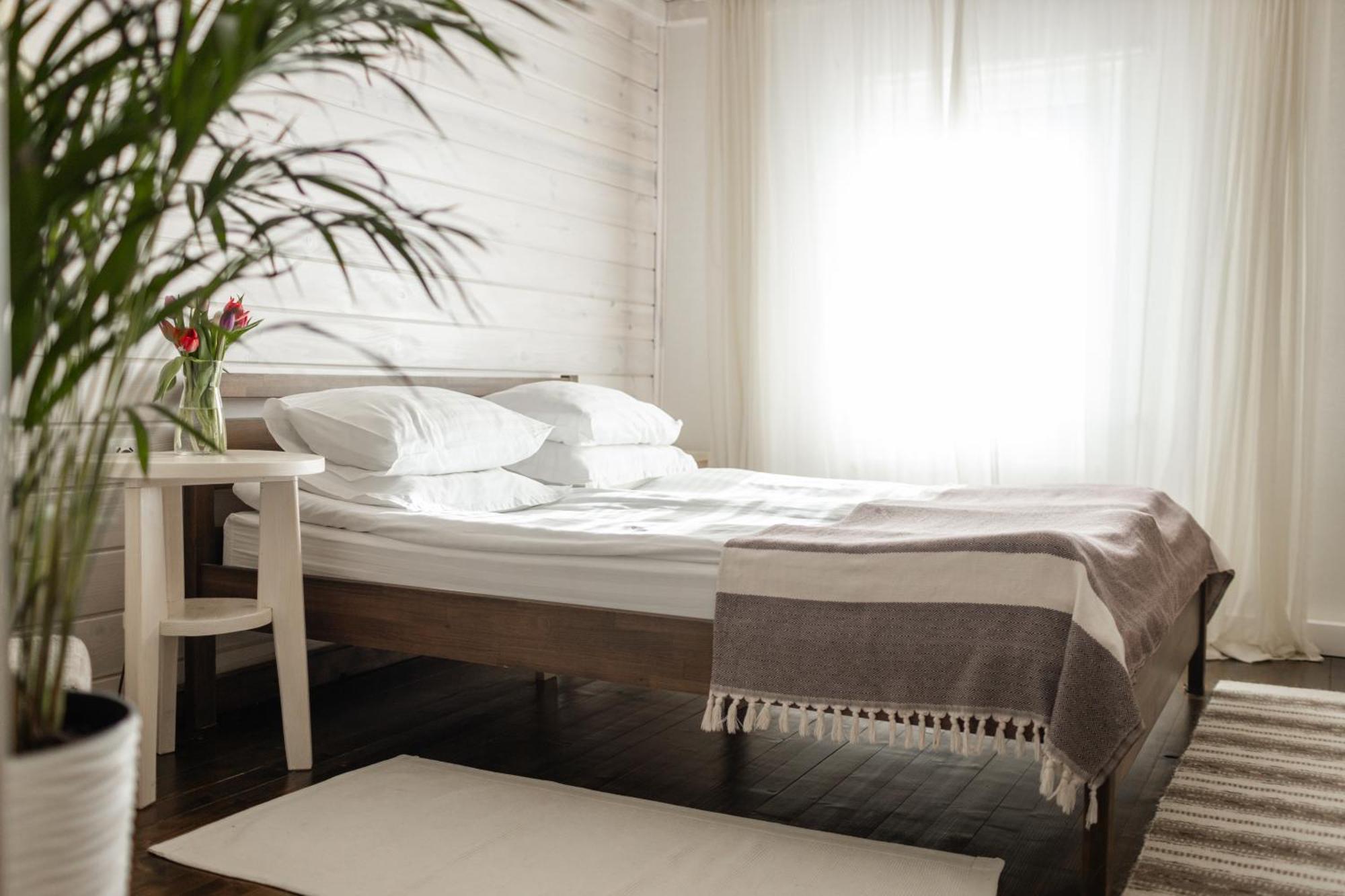 Guest House สลาฟสเก ภายนอก รูปภาพ