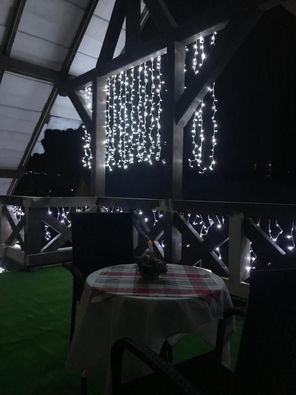 Guest House สลาฟสเก ภายนอก รูปภาพ